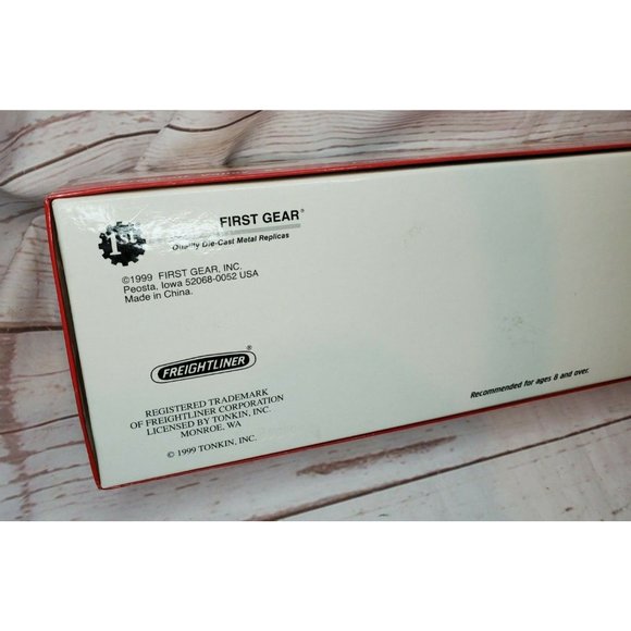 Vintage 1999 Ace Hardware 75th Anniversary Freightliner Tractor w/ 48' Trailer - Picture 6 of 12